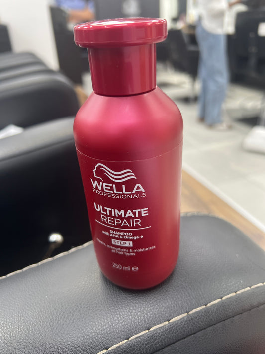 WELLA ULTIMATE REPAIR SHAMP 250ML