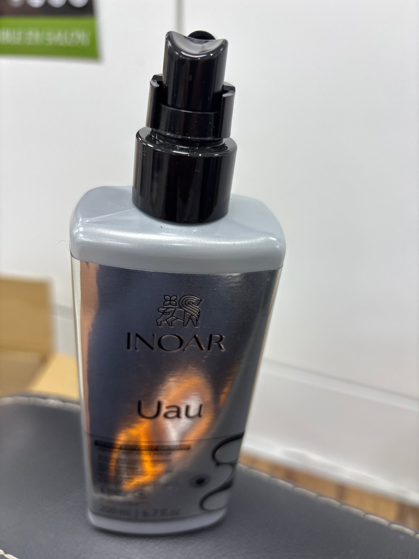 Uau INSTANT ANTI FRIZZ SERUM 200ml